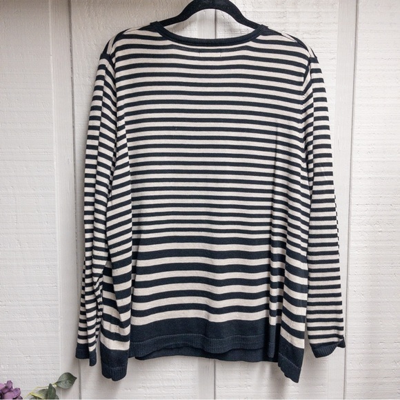 DONATING 02/01/2025 | Croft & Barrow Striped Sweater - Picture 4 of 6
